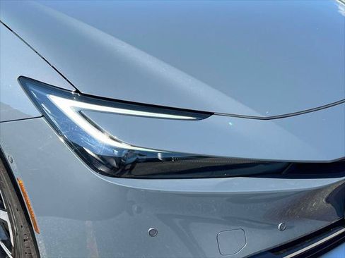 Certified 2025 Toyota Prius Plug-In Hybrid w/ Limited Premium Package FWD image 10