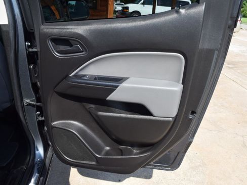 Used 2017 Chevrolet Colorado W/T w/ WT Convenience Package AWD/4WD image 15