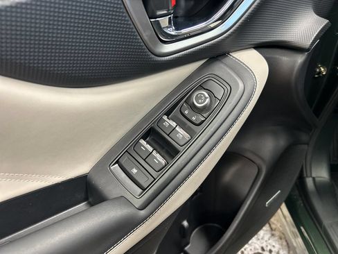 Used 2023 Subaru Forester Limited w/ Popular Package #2 AWD/4WD image 17
