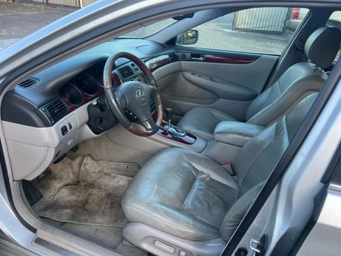 Used 2002 Lexus ES 330 image 10