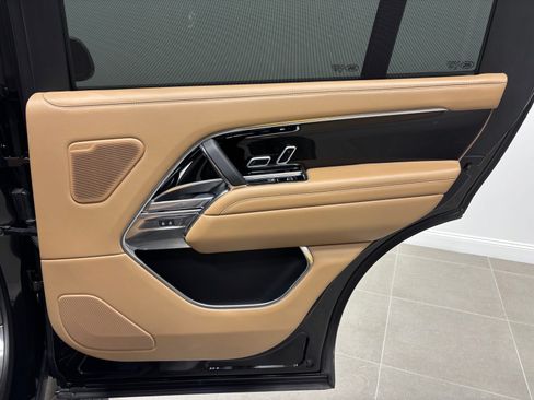 Used 2023 Land Rover Range Rover Long Wheelbase Autobiography AWD/4WD image 40