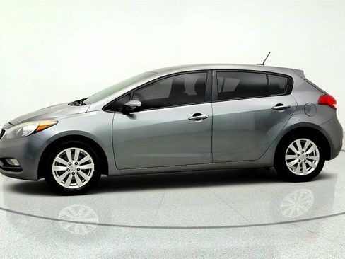 Used 2016 Kia Forte LX w/ LX Popular Plus Package FWD image 8