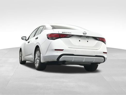 Used 2025 Nissan Sentra S FWD image 13