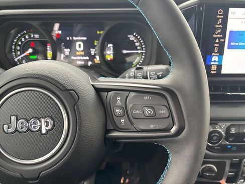 Used 2024 Jeep Wrangler Unlimited Rubicon 4xe image 25