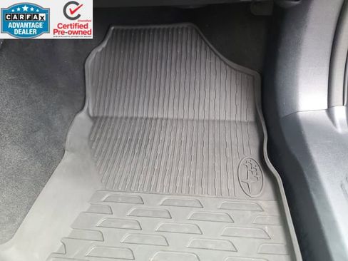 Used 2023 Subaru Outback Premium image 39