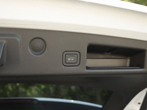 Used 2024 Chevrolet Equinox LT w/ LPO, Floor Liner Package image 25