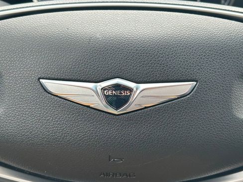 Used 2025 Genesis GV70 2.5T image 39