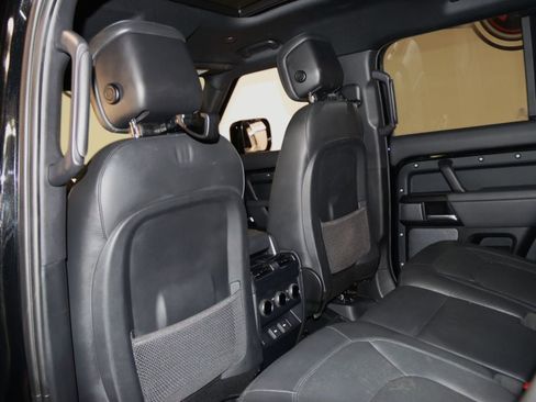Used 2023 Land Rover Defender 110 V8 AWD/4WD image 56
