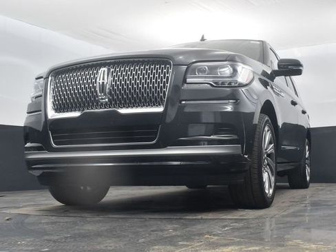Used 2023 Lincoln Navigator Reserve AWD/4WD image 47