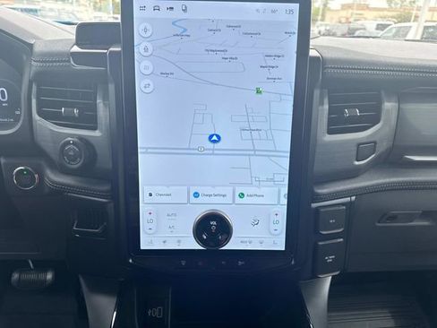 Used 2025 Ford F150 Lightning Flash image 32