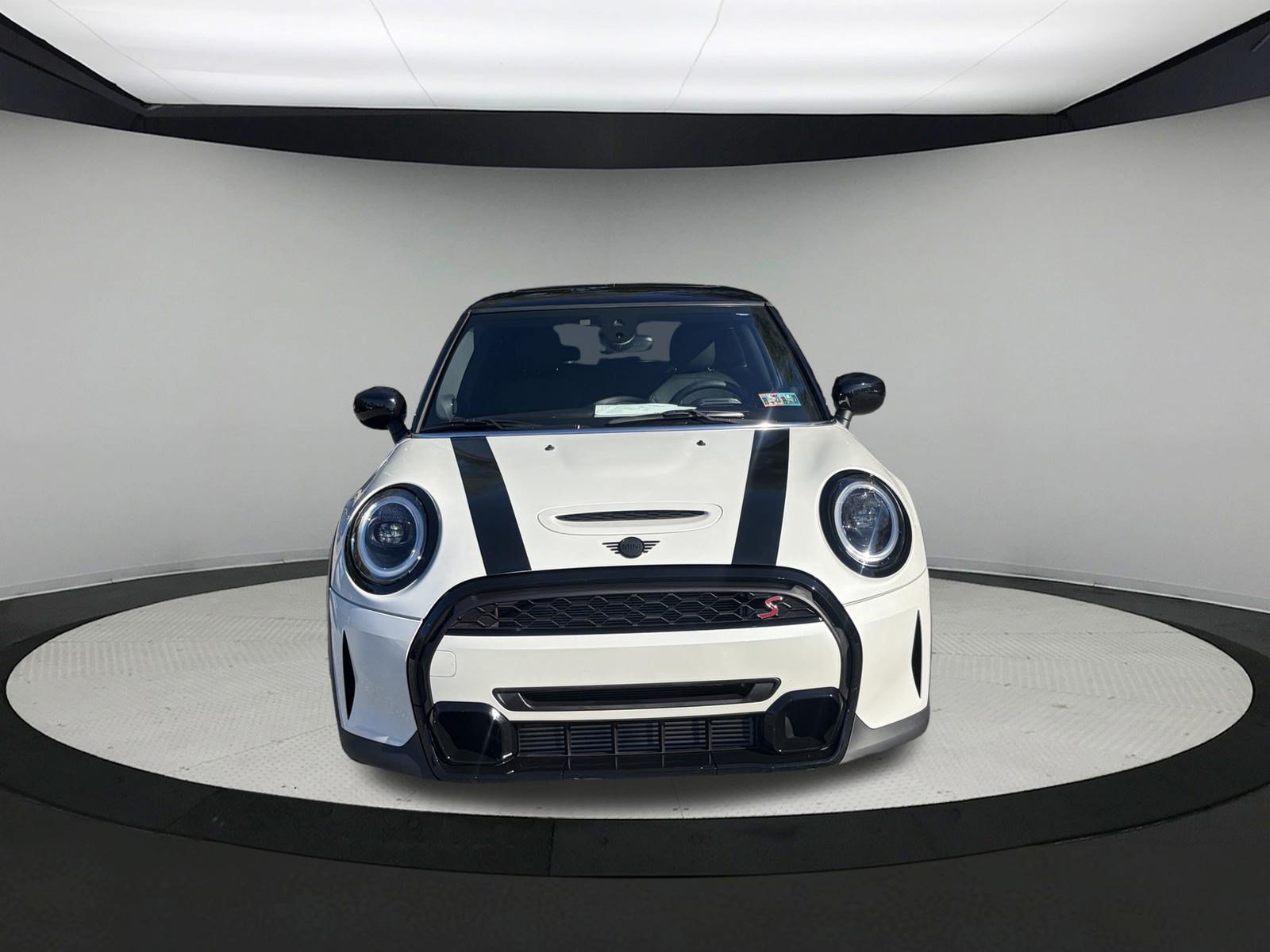 Used 2024 MINI Cooper S FWD image 2
