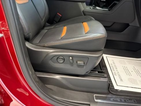 Used 2025 GMC Sierra 1500 AT4 w/ Technology Package AWD/4WD image 19