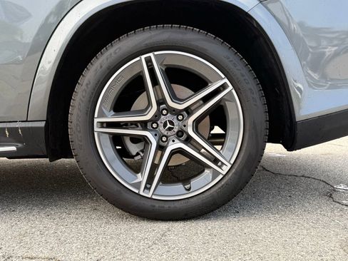 New 2026 Mercedes-Benz GLS 450 4MATIC image 14