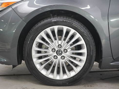 Used 2018 Toyota Avalon Limited w/ Carpet Mat Package FWD image 27