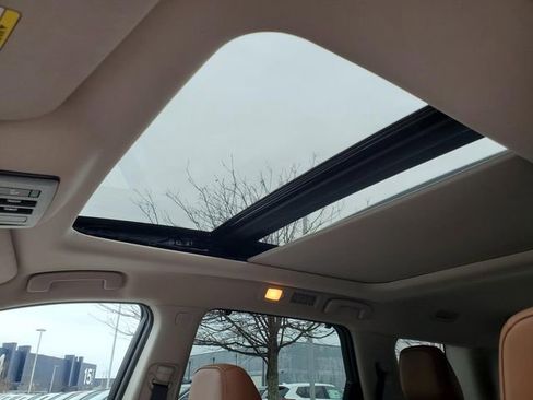 Certified 2024 Nissan Pathfinder Platinum w/ Cargo Package image 15