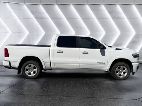 Used 2025 RAM 1500 Big Horn AWD/4WD image 7