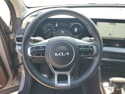 Used 2025 Kia Sportage SX FWD image 14
