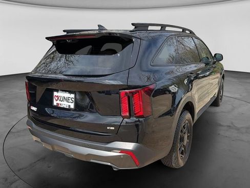 Used 2025 Kia Sorento SX Prestige w/ Olive Brown Leather Package AWD/4WD image 8
