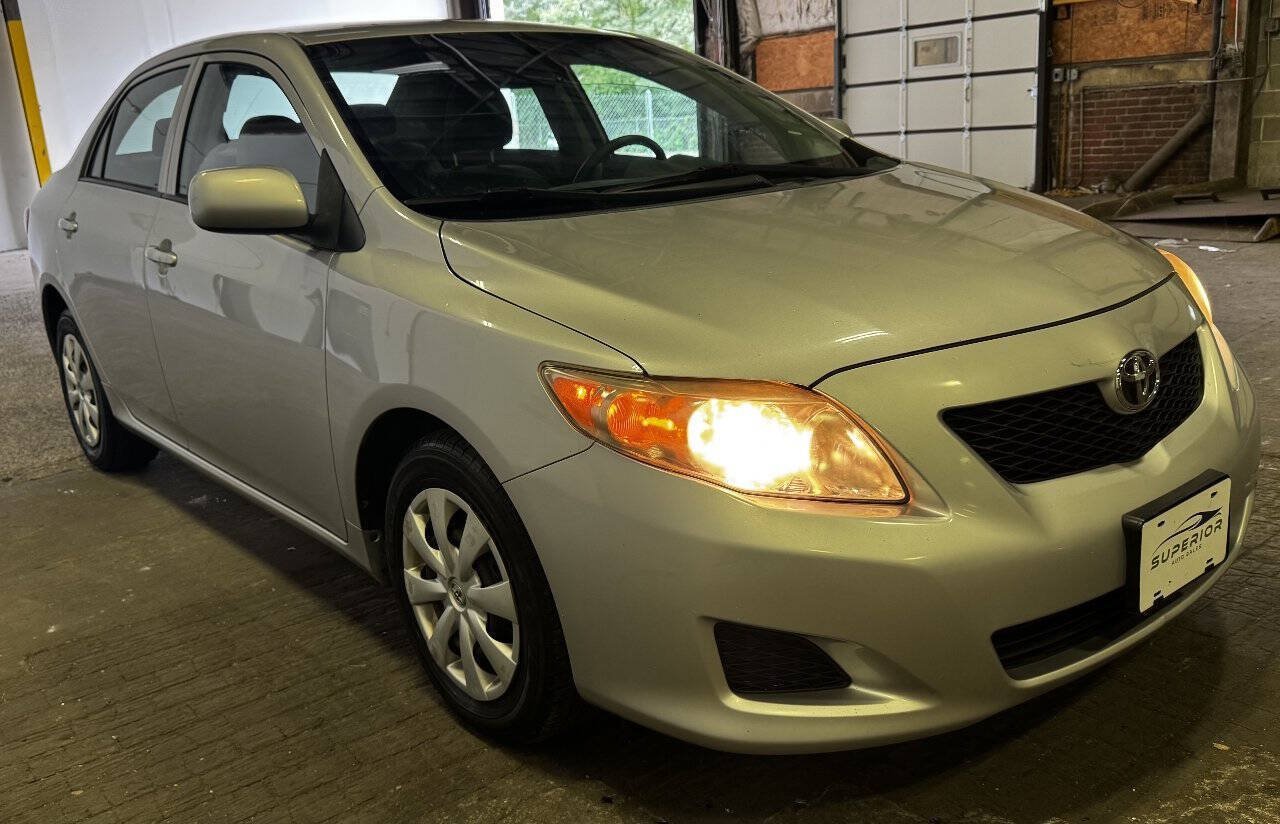 Used 2010 Toyota Corolla LE FWD image 3