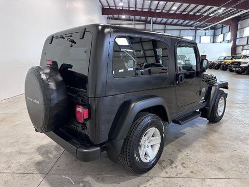 Used 2005 Jeep Wrangler Unlimited Rubicon AWD/4WD image 7