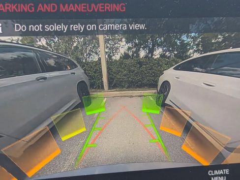 Certified 2023 BMW i4 eDrive35 w/ Premium Package image 7