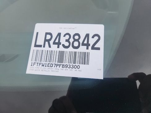 Used 2023 Ford F150 Lariat AWD/4WD image 5