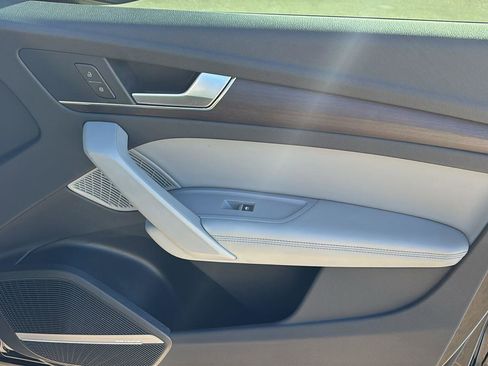 Used 2022 Audi Q5 2.0T Premium Plus image 22