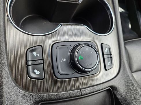 Used 2021 GMC Acadia SLT image 30