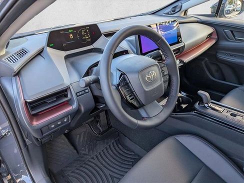 New 2026 Toyota Prius Plug-In Hybrid FWD image 3