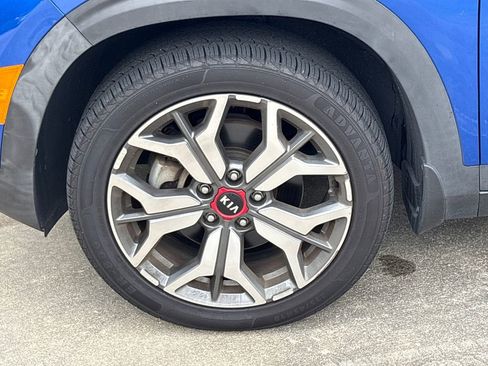 Used 2021 Kia Seltos S AWD/4WD image 11