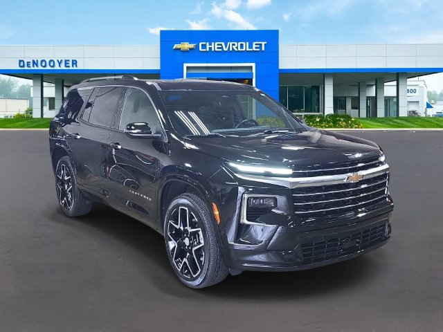 Used 2026 Chevrolet Traverse High Country w/ LPO, Floor Liner Package AWD/4WD image 4