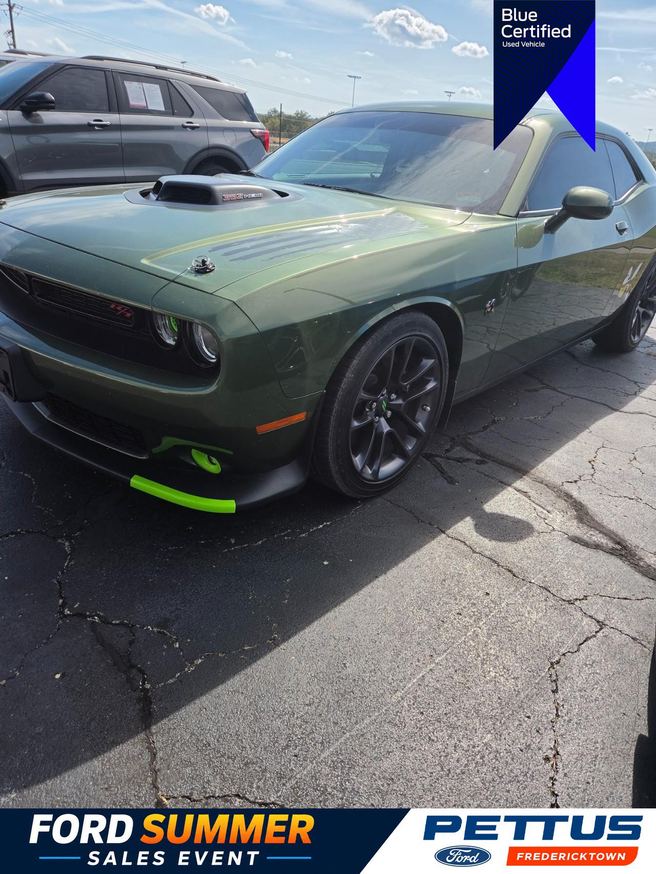 Used 2022 Dodge Challenger R/T Scat Pack w/ Shaker Package RWD image 1