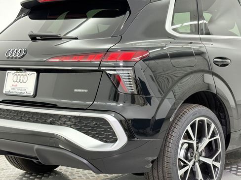 New 2026 Audi Q3 quattro 2.0T AWD/4WD image 11