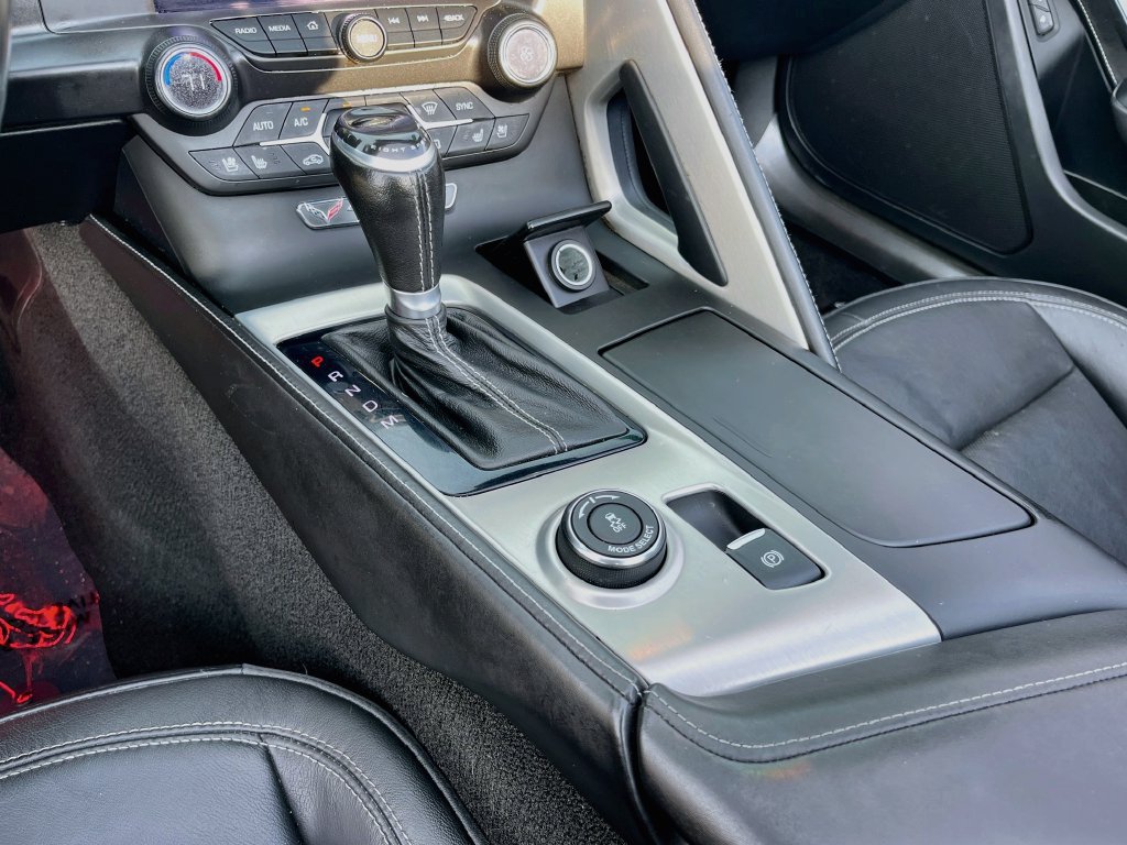 Used 2019 Chevrolet Corvette Stingray Convertible w/ 3LT Preferred Equipment Group RWD image 17