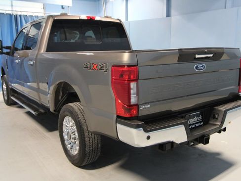 Used 2020 Ford F250 Lariat w/ Chrome Package AWD/4WD image 34
