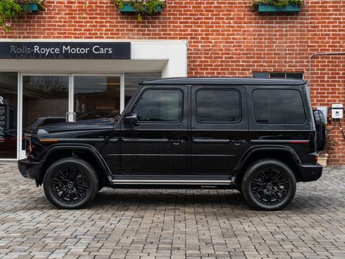 Used 2025 Mercedes-Benz G 580 w/ EQ Technology image 4