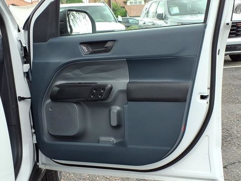 Used 2024 Ford Maverick XL image 14