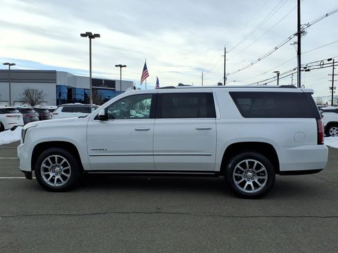 Used 2020 GMC Yukon XL Denali w/ Open Road Package image 4
