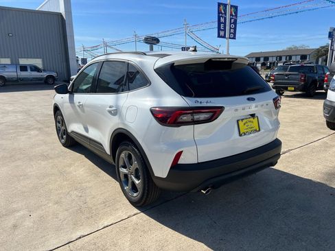 New 2026 Ford Escape ST-Line w/ Tech Pack #1 FWD image 5