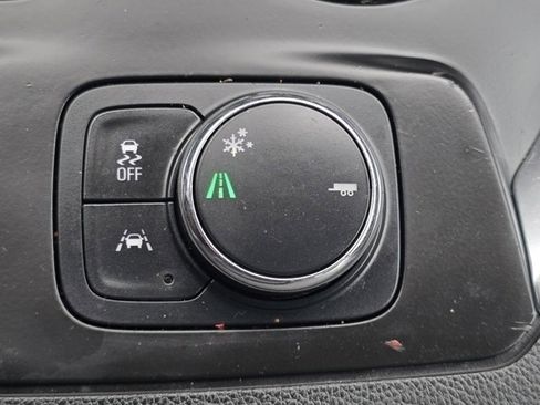 Used 2020 Chevrolet Traverse RS image 18