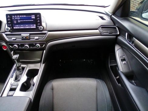 Used 2021 Honda Accord LX image 26