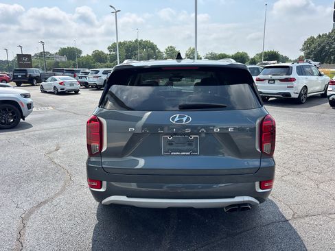 Used 2021 Hyundai Palisade Limited FWD image 6