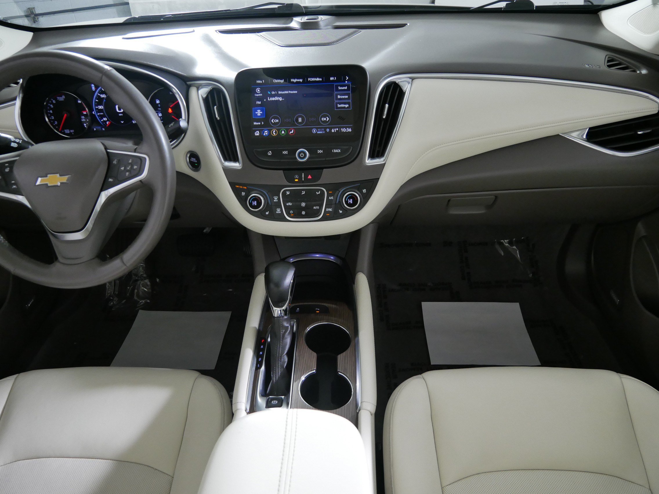 Used 2024 Chevrolet Malibu LT FWD image 10