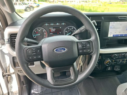 Used 2026 Ford F250 XLT AWD/4WD image 14