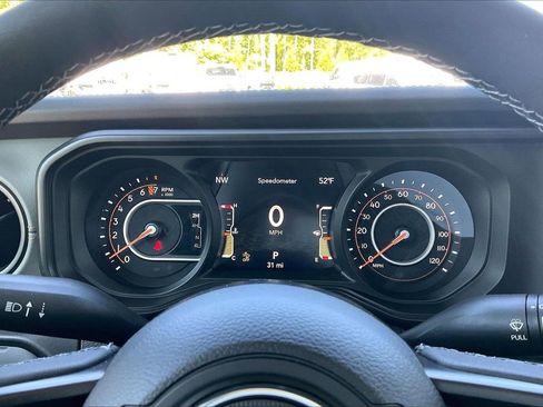 New 2026 Jeep Gladiator Mojave AWD/4WD image 11