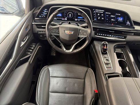 Used 2023 Cadillac Escalade Sport image 4