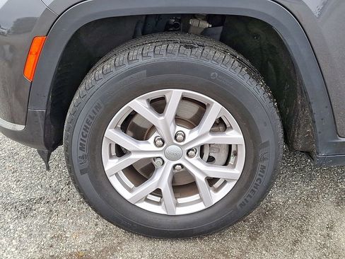 Used 2022 Jeep Grand Cherokee L Limited image 29