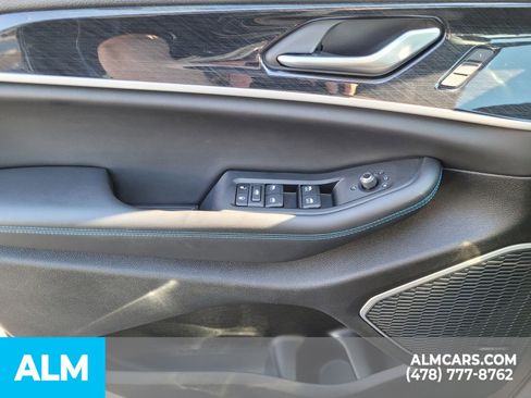 Used 2024 Jeep Grand Cherokee Trailhawk image 27