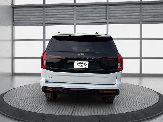 Used 2025 Ford Expedition Tremor AWD/4WD image 5