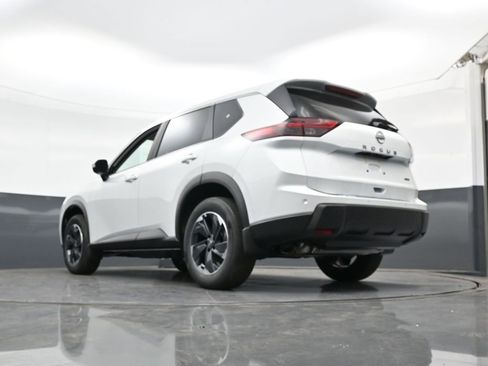 New 2025 Nissan Rogue SV image 21